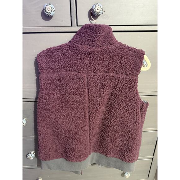 Women's Bass Outdoor Soft Sherpa Vest in Purple Size Large - Picture 5 of 5